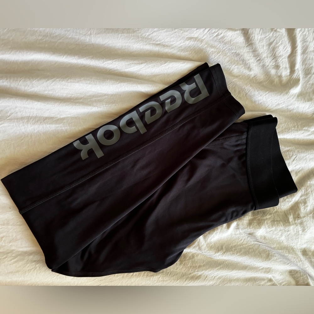 Black Reebok leggings